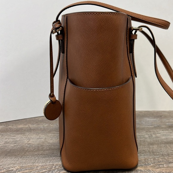 Michael Kors Large Saffiano Leather Top Zip Tote - Picture 4 of 15